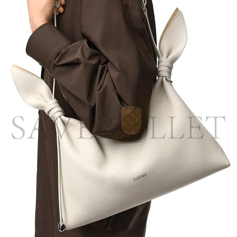 L0ew* MEDIUM SCARF BAG IN SMOOTH CALFSKIN ABNYBNMX01 (34*21*8.5cm)
